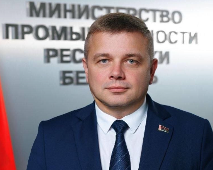 Поздравление Министра промышленности Республики Беларусь А.Е.Кузнецова с Днём машиностроителя!