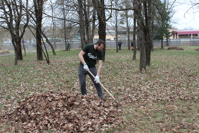 Заводчане присоединились к эстафете чистоты